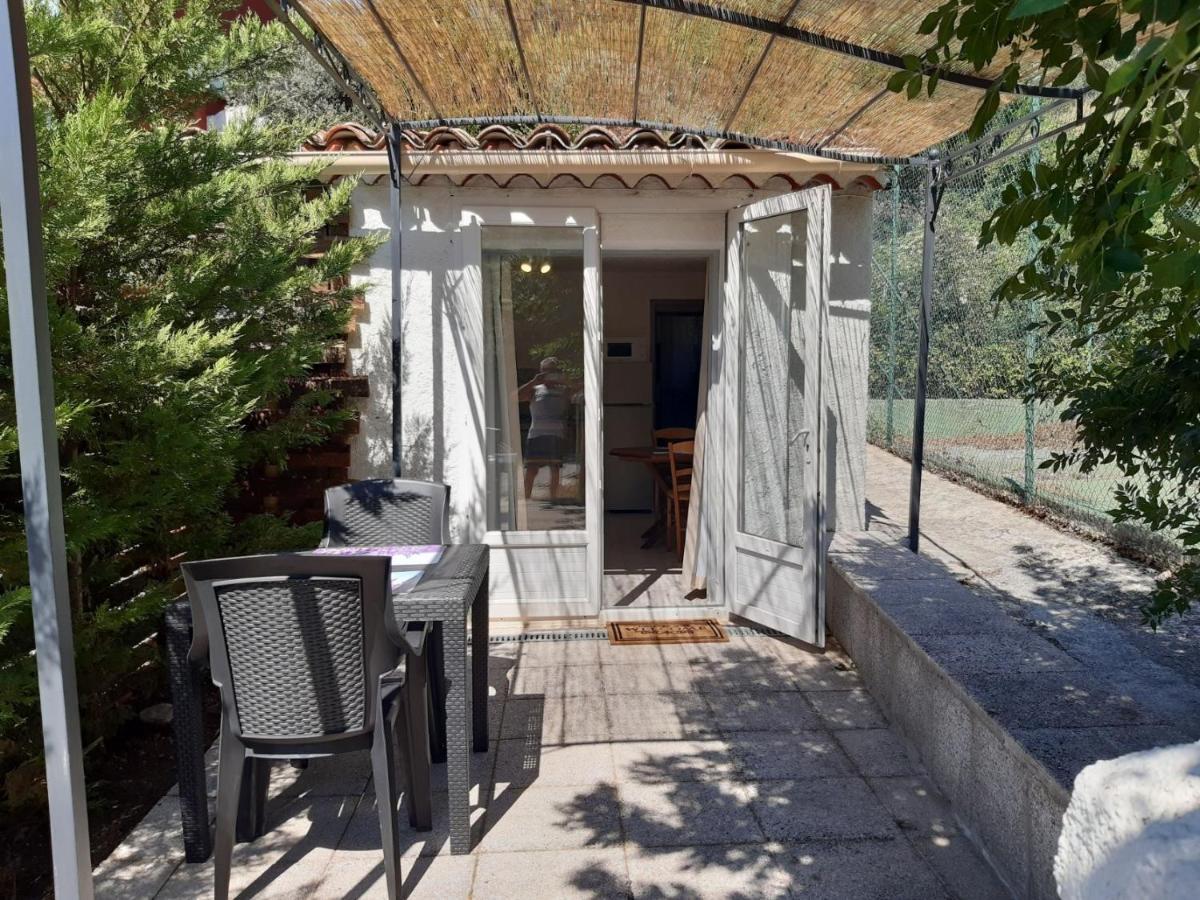 Apartament La Ferme De Manon Montferrat  Zewnętrze zdjęcie