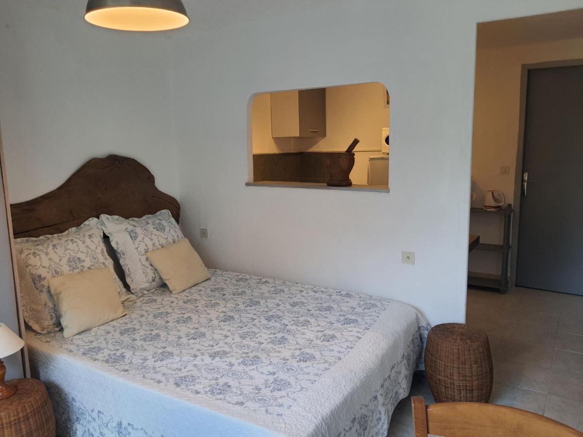 Apartament La Ferme De Manon Montferrat  Zewnętrze zdjęcie