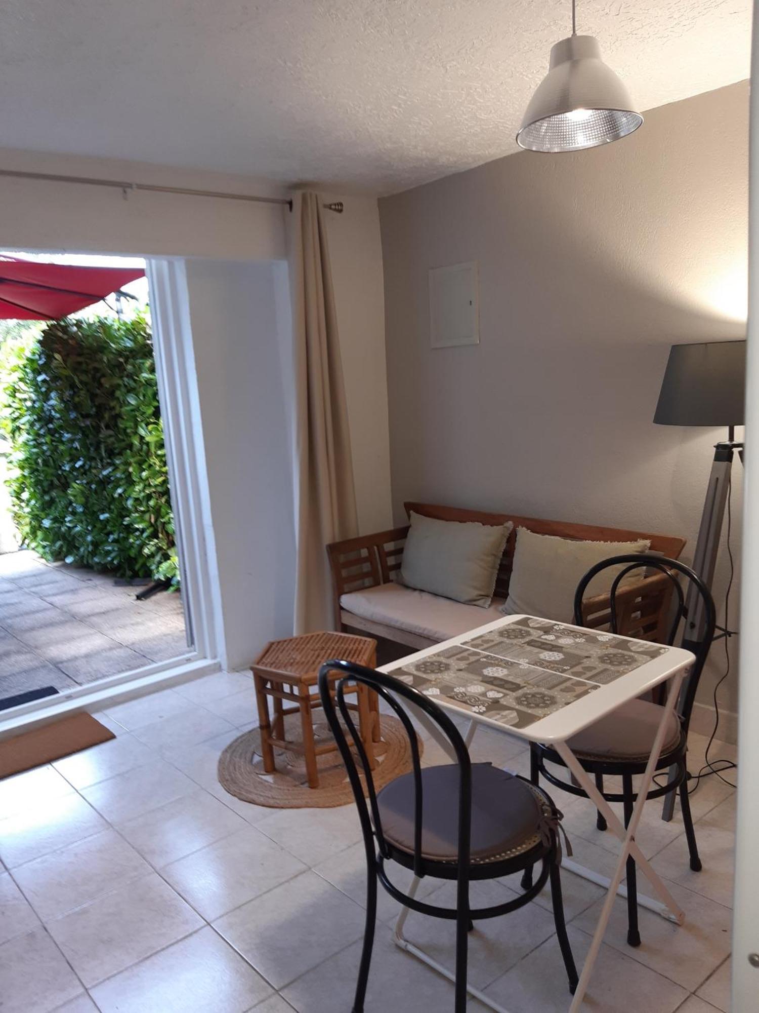 Apartament La Ferme De Manon Montferrat  Zewnętrze zdjęcie